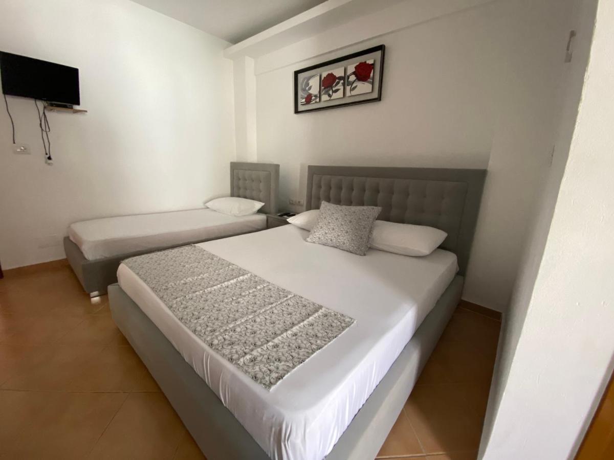 Eraldo Brahimi Apartaments คซามิล ภายนอก รูปภาพ