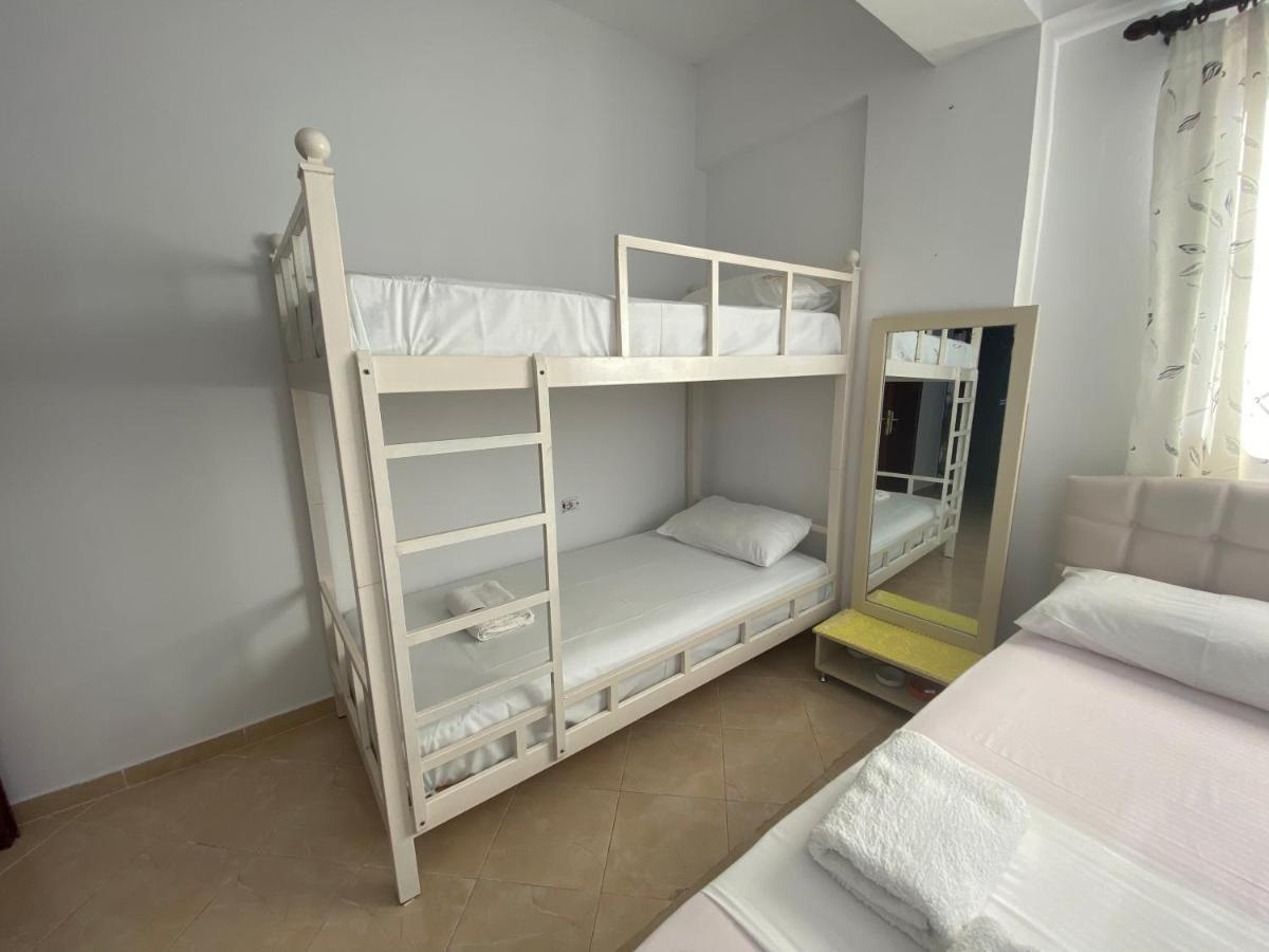 Eraldo Brahimi Apartaments คซามิล ภายนอก รูปภาพ
