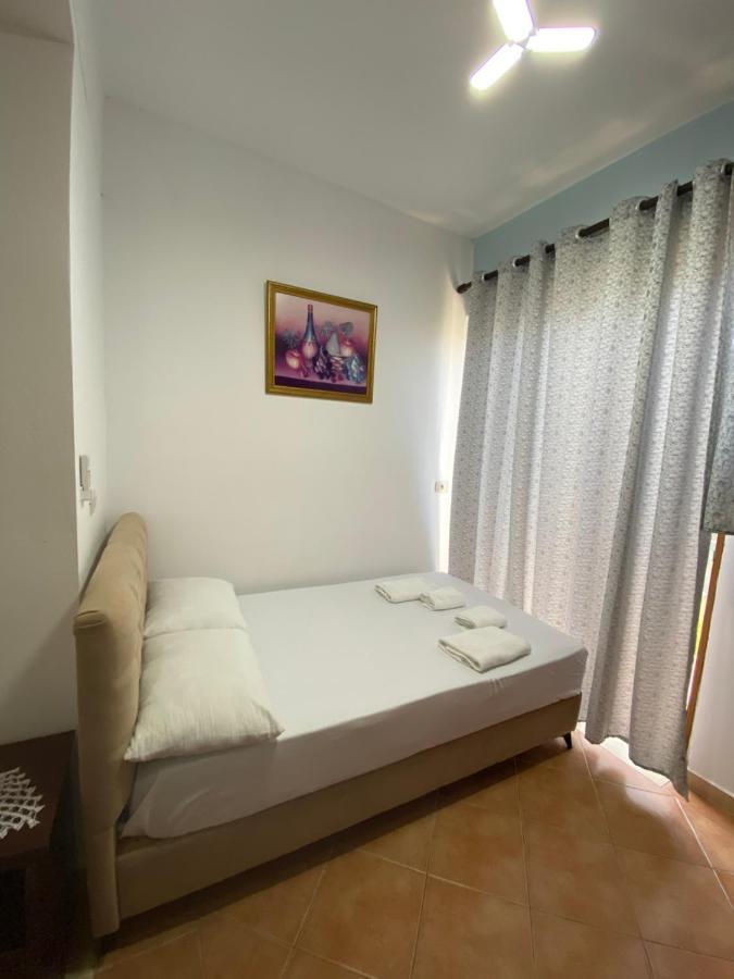 Eraldo Brahimi Apartaments คซามิล ภายนอก รูปภาพ