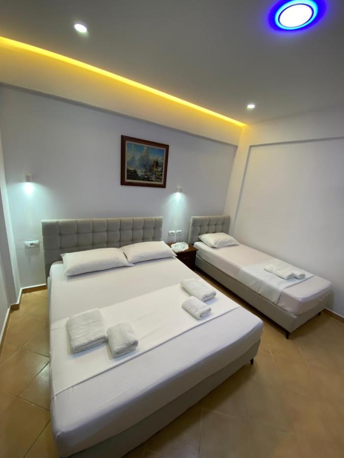 Eraldo Brahimi Apartaments คซามิล ภายนอก รูปภาพ
