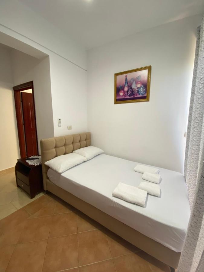 Eraldo Brahimi Apartaments คซามิล ภายนอก รูปภาพ